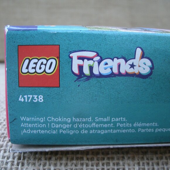 LEGO Friends Dog Rescue Bike Set 41738 NIB - Picture 9 of 15